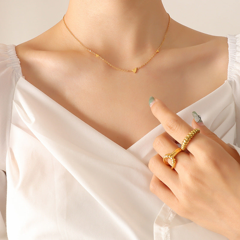 Wholesale 18K gold plated minimalist exquisite versatile little heart sweet and cool necklace